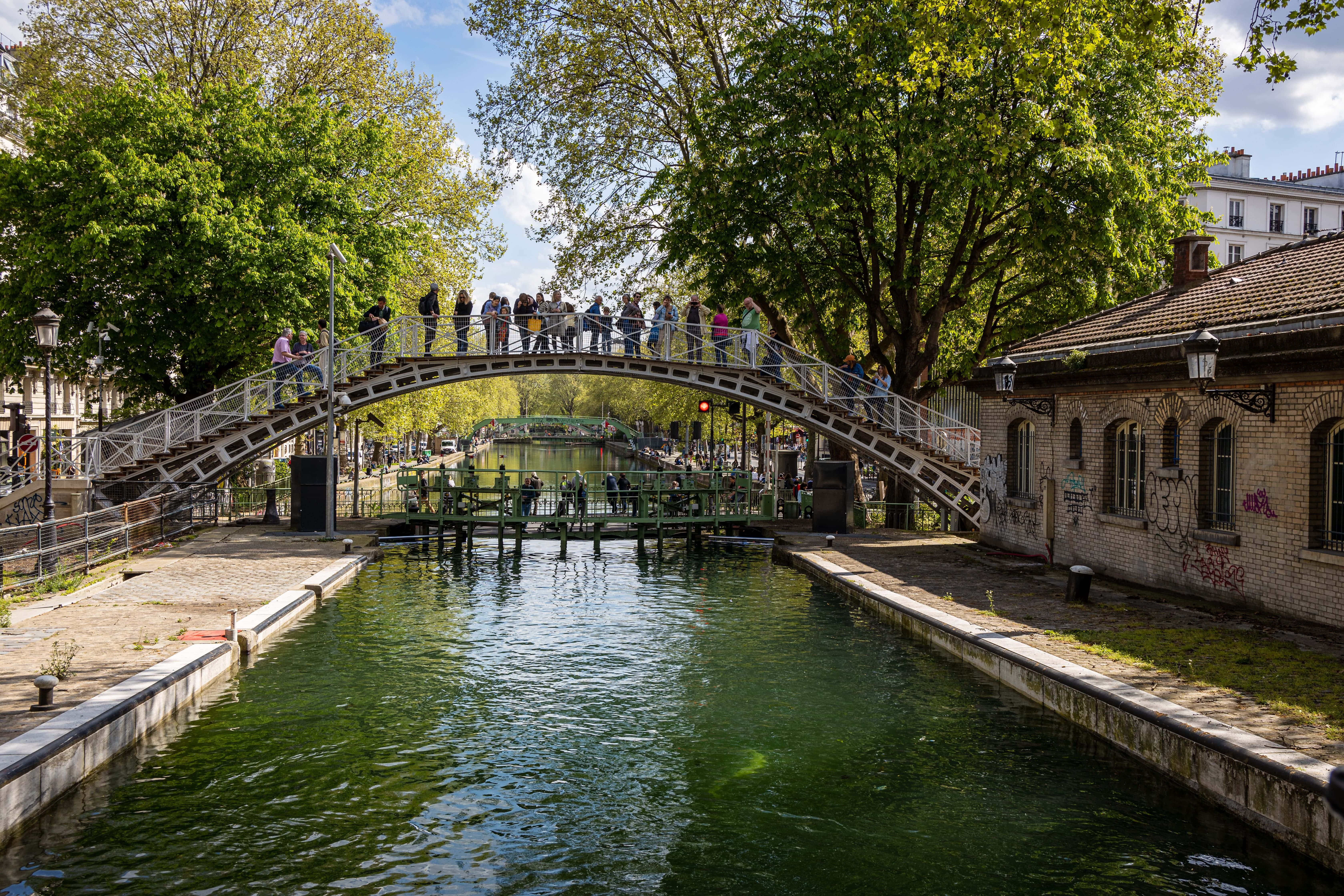 Le Canal Saint-Martin à Paris pour un projet web.