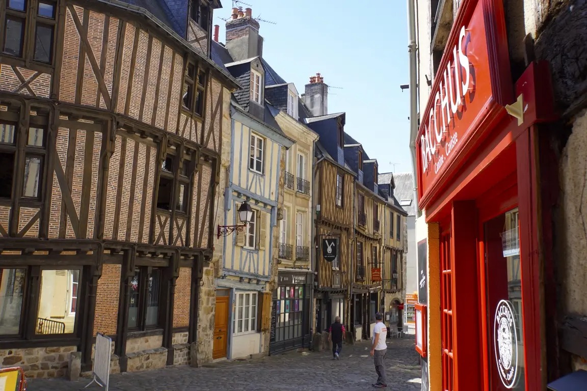 Le centre-ville du Mans pour un projet de développement web.